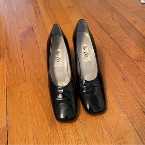 Black patent leather Vaneli heels 8.5 Narrow